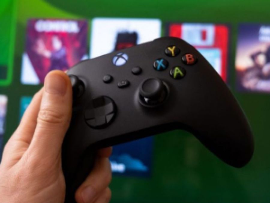 راهنمای کامل خرید و قیمت Xbox + بررسی مدل ها، تفاوت ها و عوامل موثر بر قیمت